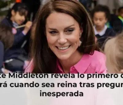Kate Middleton sonriendo en evento real