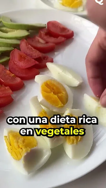 Shakira disfruta comida tradicional colombiana