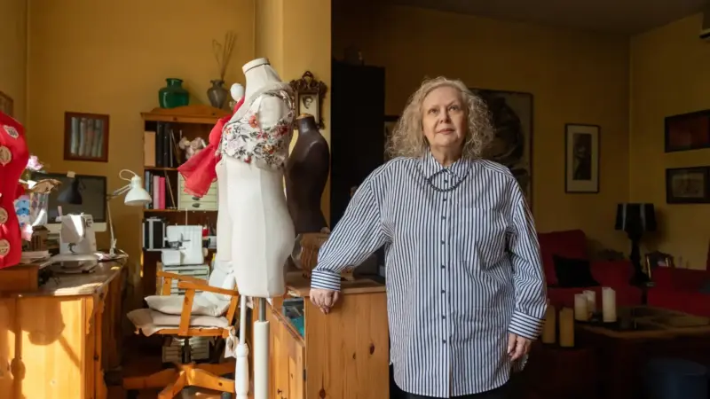 La expansión del 'coliving' en Barcelona empuja a vecinos al desahucio: "Mi vida y mi casa no son el juego del Monopoly"